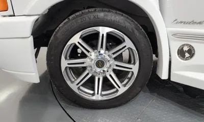 Chevrolet Express Van 2017, 54854 км, за 23466.44 USD