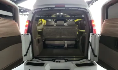 Chevrolet Express Van 2017, 54854 км, за 23303.14 USD - фото 20
