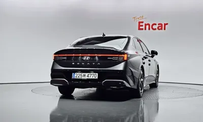 Hyundai Sonata 2024, 29702 км, за 19668.86 USD