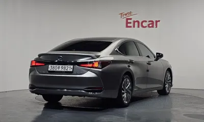 Lexus ES 2021, 48477 км, за 28556.34 USD