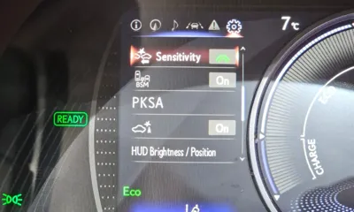Lexus ES 2021, 48477 км, за 28357.62 USD - фото 16