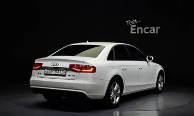Audi A4 2015, 129538 км, за 4532.32 USD
