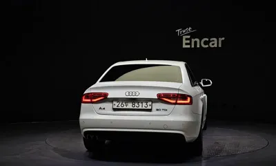 Audi A4 2015, 129538 км, за 4532.32 USD