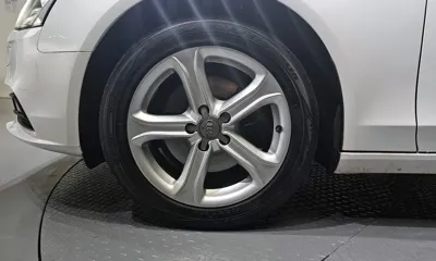 Audi A4 2015, 129538 км, за 4532.32 USD