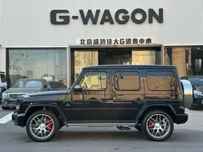 Mercedes-Benz G-Class AMG 2025, 4000 км, за 385513.42 USD