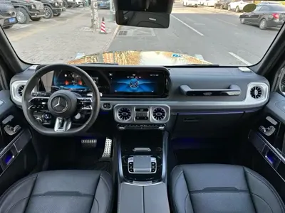 Mercedes-Benz G-Class AMG 2025, 4000 км, за 385513.42 USD - фото 7