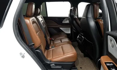 Lincoln Aviator 2023, 11104 км, за 35895.78 USD - фото 12