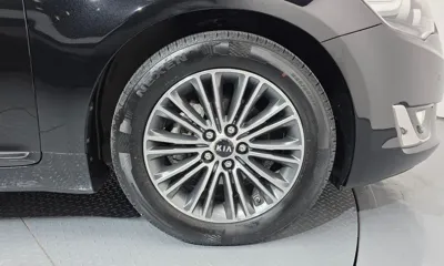Kia K7 2015, 143100 км, за 3973.51 USD