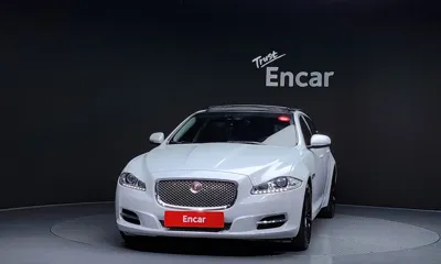 Jaguar XJ 2015, 66615 км, за 12430.94 USD