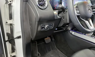 Mercedes-Benz GLB-Class 2021, 38815 км, за 21333.86 USD - фото 18