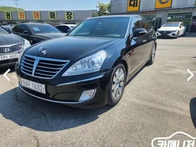 Hyundai Equus 2010, 108000 км, за 3841.89 USD