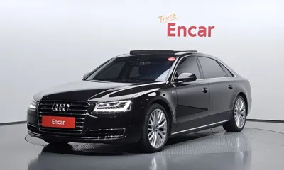 Audi A8 · 2015 год