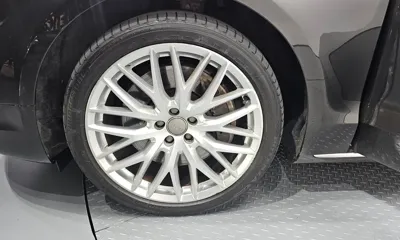 Audi A8 2015, 203374 км, за 12427.3 USD
