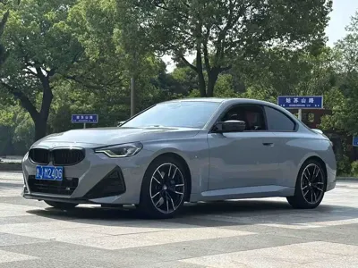 BMW M240i · 2025 год
