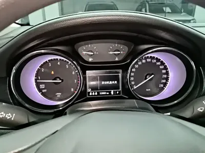 Buick Verano 2020, 53900 км, за 5797.42 USD - фото 12