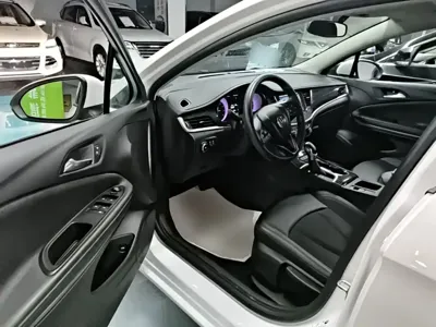 Buick Verano 2020, 53900 км, за 5797.42 USD - фото 16