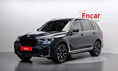 BMW X7 · 2022 год