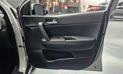 Kia Sportage 2019, 79810 км, за 10043.32 USD - фото 25