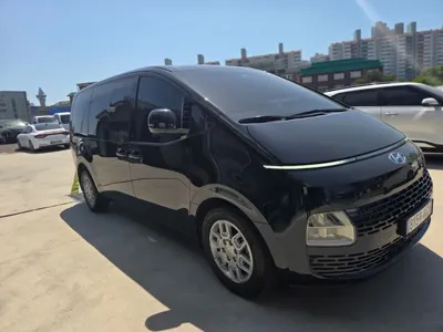 Hyundai Staria · 2022 год