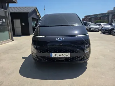 Hyundai Staria 2022, 53520 км, за 15601.63 USD