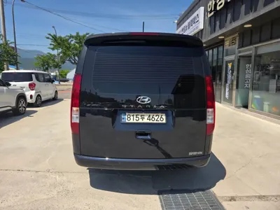Hyundai Staria 2022, 53520 км, за 15601.63 USD