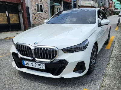 BMW 5-Series 2025, 1550 км, за 21143.04 USD