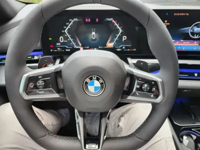 BMW 5-Series 2025, 1550 км, за 21143.04 USD - фото 9