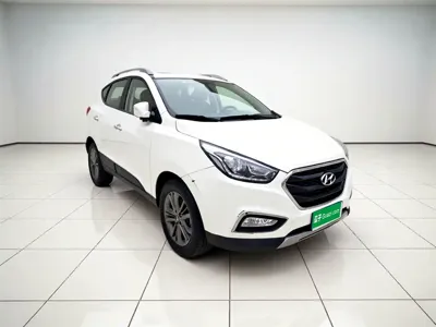 Hyundai ix35 2016, 51100 км, за 4361.34 USD