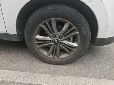 Hyundai ix35 2016, 51100 км, за 4361.34 USD - фото 8