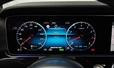 Mercedes-Benz AMG GT 2021, 29757 км, за 50324.46 USD - фото 8