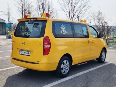Hyundai Starex 2015, 244500 км, за 3773.1 USD