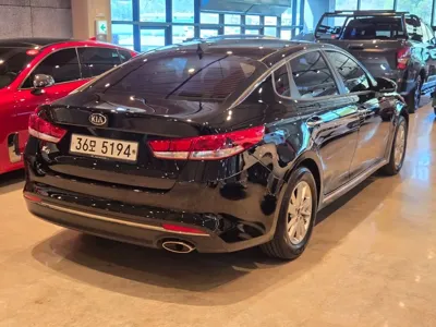 Kia K5 2017, 116830 км, за 5537.46 USD