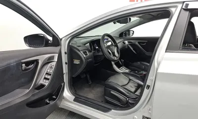 Hyundai Avante 2011, 122250 км, за 3277.72 USD - фото 10