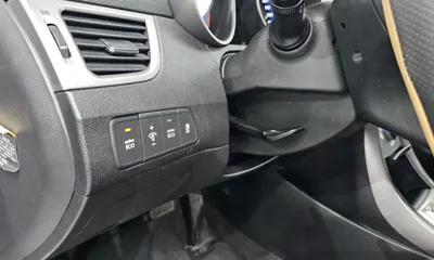Hyundai Avante 2011, 122250 км, за 3277.72 USD - фото 15