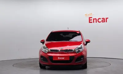 Kia Pride 2014, 111390 км, за 2974.62 USD