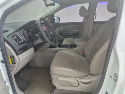Kia Canival 2019, 61936 км, за 8391.89 USD - фото 10