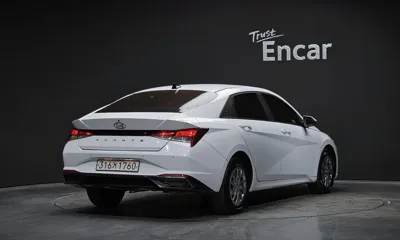 Hyundai Avante 2021, 52579 км, за 8919.72 USD