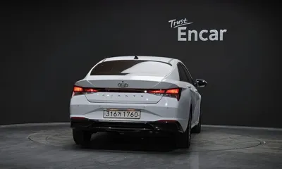 Hyundai Avante 2021, 52579 км, за 8919.72 USD