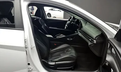 Hyundai Avante 2021, 52579 км, за 8861.76 USD - фото 10