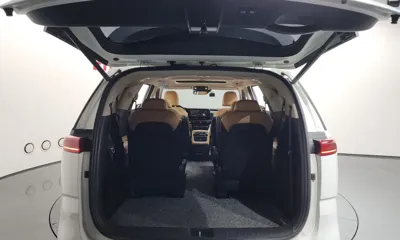 Kia Canival 2021, 86756 км, за 15562.9 USD - фото 20