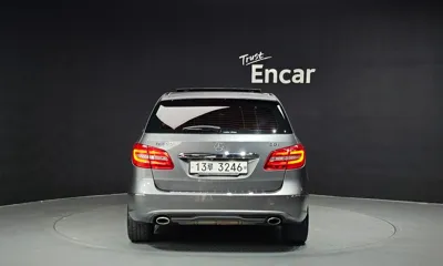 Mercedes-Benz B-Class 2013, 211632 км, за 3152.92 USD