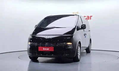 Hyundai Staria 2024, 42617 км, за 16286.65 USD