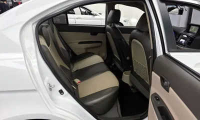 Hyundai Verna 2011, 123116 км, за 2210.23 USD - фото 12
