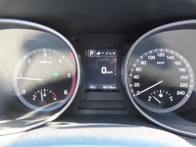 Hyundai Santafe 2018, 80140 км, за 9107.48 USD - фото 10