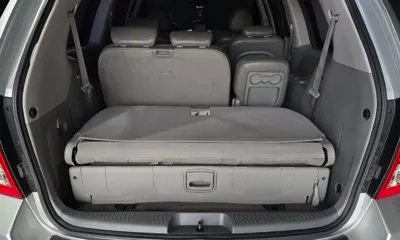 Kia Canival 2014, 151790 км, за 2210.23 USD - фото 20