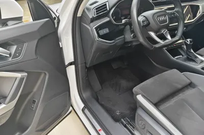Audi Q3 2020, 92500 км, за 16874 USD - фото 19