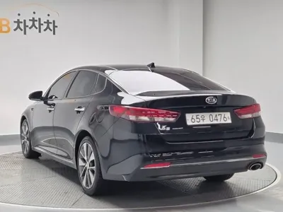 Kia K5 2016, 154949 км, за 5204.27 USD