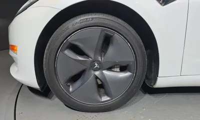 Tesla Model 3 2020, 118244 км, за 16836.76 USD