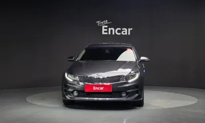 Kia K5 2016, 73040 км, за 6897 USD