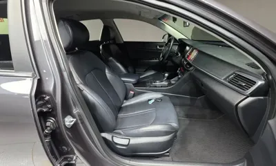 Kia K5 2016, 73040 км, за 6897 USD - фото 10